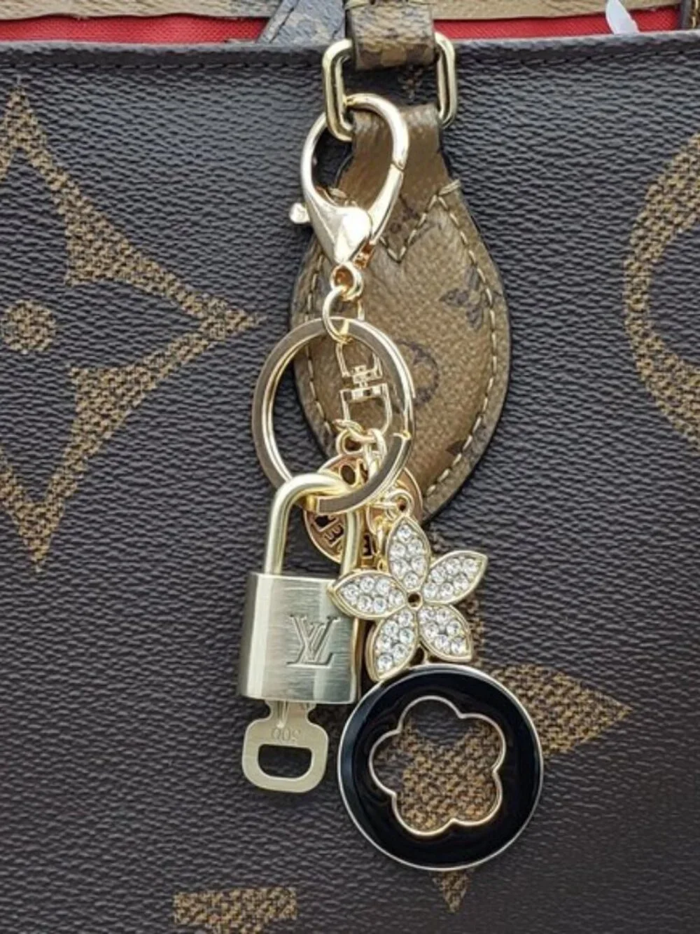 Authentic Louis Vuitton Gold Lock & Key 🔑 Bag Charm w/ Unbranded Flower Charm